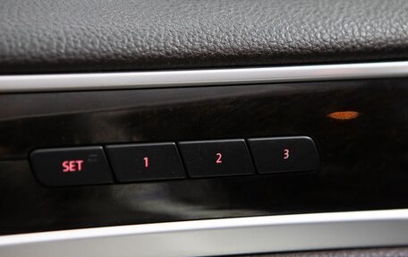 Volkswagen Touareg III, 2011 год, 1 976 000 рублей, 18 фотография