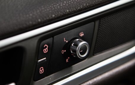 Volkswagen Touareg III, 2011 год, 1 976 000 рублей, 19 фотография