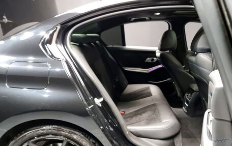 BMW 3 серия, 2020 год, 2 450 000 рублей, 19 фотография