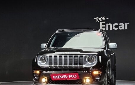Jeep Renegade I рестайлинг, 2022 год, 1 486 000 рублей, 2 фотография
