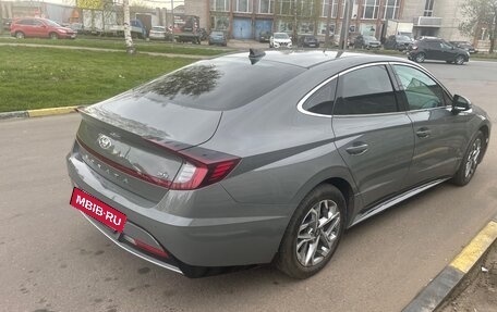 Hyundai Sonata VIII, 2020 год, 2 500 000 рублей, 3 фотография