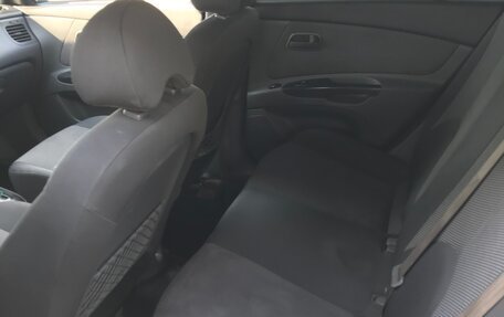 KIA Rio II, 2011 год, 650 000 рублей, 6 фотография