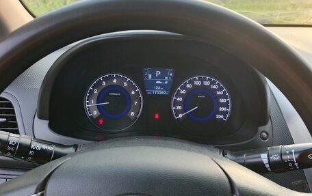 Hyundai Solaris II рестайлинг, 2013 год, 795 000 рублей, 3 фотография