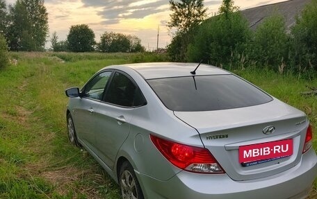 Hyundai Solaris II рестайлинг, 2013 год, 795 000 рублей, 2 фотография