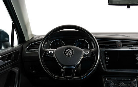 Volkswagen Tiguan II, 2020 год, 2 049 000 рублей, 11 фотография