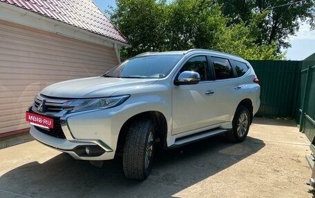Mitsubishi Pajero Sport III рестайлинг, 2019 год, 3 200 000 рублей, 2 фотография