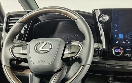 Lexus LM, 2024 год, 19 990 000 рублей, 26 фотография