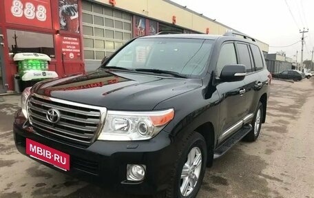 Toyota Land Cruiser 200, 2014 год, 3 550 000 рублей, 2 фотография