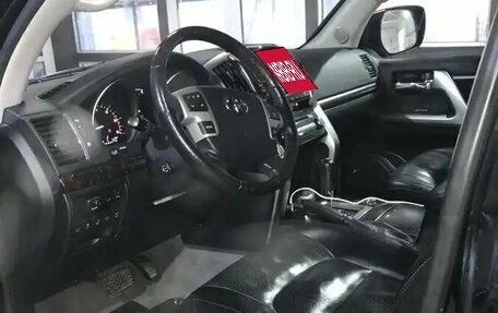 Toyota Land Cruiser 200, 2014 год, 3 550 000 рублей, 7 фотография
