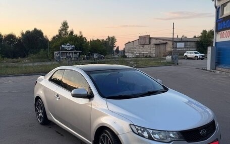 KIA Cerato III, 2010 год, 800 000 рублей, 2 фотография