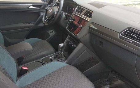 Volkswagen Tiguan II, 2019 год, 2 650 000 рублей, 8 фотография
