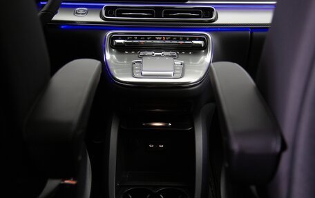 Mercedes-Benz V-Класс, 2025 год, 17 600 000 рублей, 23 фотография