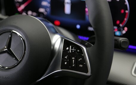 Mercedes-Benz V-Класс, 2025 год, 17 600 000 рублей, 24 фотография