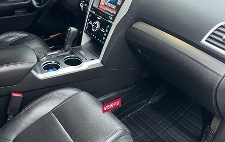 Ford Explorer VI, 2013 год, 2 150 000 рублей, 5 фотография