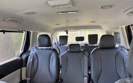 KIA Carnival, 2022 год, 4 200 000 рублей, 15 фотография
