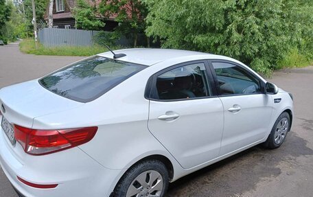 KIA Rio III рестайлинг, 2017 год, 999 000 рублей, 3 фотография