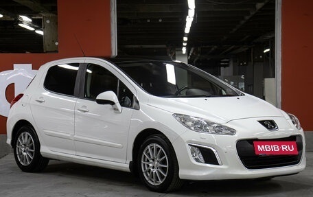 Peugeot 308 II, 2012 год, 798 000 рублей, 3 фотография
