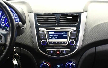 Hyundai Solaris II рестайлинг, 2016 год, 1 040 000 рублей, 7 фотография