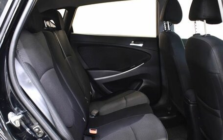 Hyundai Solaris II рестайлинг, 2016 год, 1 040 000 рублей, 13 фотография