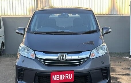 Honda Freed I, 2016 год, 690 000 рублей, 2 фотография