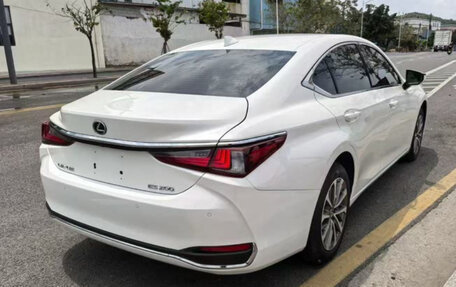 Lexus ES VII, 2022 год, 2 200 000 рублей, 4 фотография