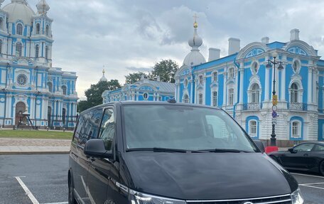 Volkswagen Multivan T6 рестайлинг, 2020 год, 5 250 000 рублей, 3 фотография