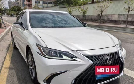 Lexus ES VII, 2022 год, 2 200 000 рублей, 2 фотография
