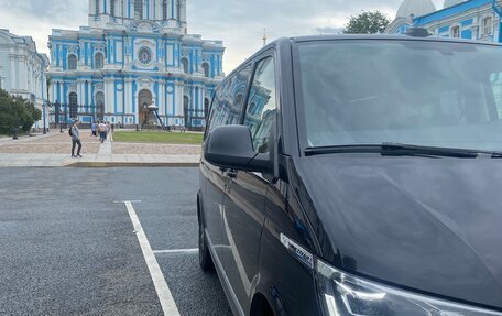 Volkswagen Multivan T6 рестайлинг, 2020 год, 5 250 000 рублей, 10 фотография