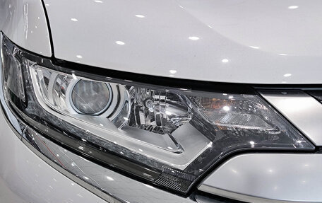Mitsubishi Outlander III рестайлинг 3, 2020 год, 2 150 000 рублей, 17 фотография