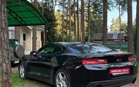 Chevrolet Camaro VI, 2016 год, 2 000 000 рублей, 2 фотография