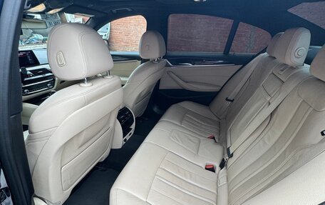 BMW 5 серия, 2019 год, 3 500 000 рублей, 14 фотография