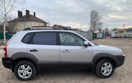 Hyundai Tucson III, 2005 год, 560 000 рублей, 4 фотография