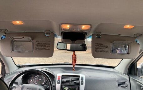 Hyundai Tucson III, 2005 год, 560 000 рублей, 14 фотография