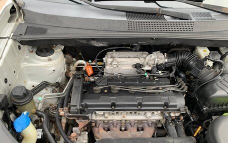 Hyundai Tucson III, 2005 год, 560 000 рублей, 15 фотография