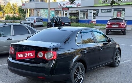 Volkswagen Jetta VI, 2008 год, 330 000 рублей, 3 фотография