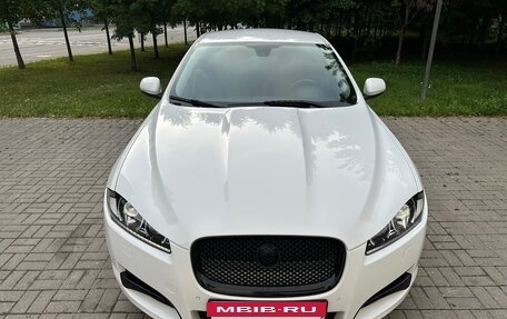 Jaguar XF I рестайлинг, 2011 год, 2 550 000 рублей, 2 фотография