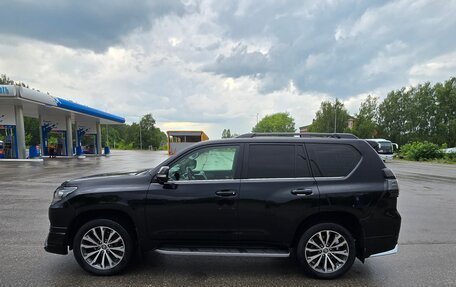 Toyota Land Cruiser Prado 150 рестайлинг 2, 2019 год, 4 400 000 рублей, 2 фотография