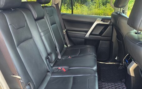 Toyota Land Cruiser Prado 150 рестайлинг 2, 2019 год, 4 400 000 рублей, 15 фотография