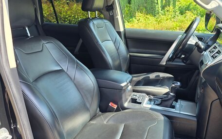Toyota Land Cruiser Prado 150 рестайлинг 2, 2019 год, 4 400 000 рублей, 18 фотография