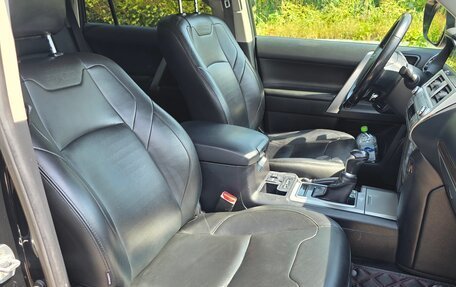 Toyota Land Cruiser Prado 150 рестайлинг 2, 2019 год, 4 400 000 рублей, 16 фотография