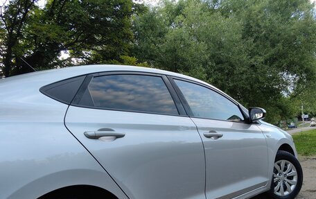 Hyundai Solaris II рестайлинг, 2018 год, 750 000 рублей, 9 фотография
