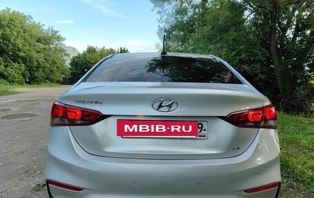 Hyundai Solaris II рестайлинг, 2018 год, 750 000 рублей, 14 фотография