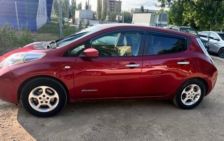 Nissan Leaf I, 2016 год, 780 000 рублей, 2 фотография