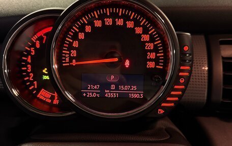 MINI Hatch, 2016 год, 1 800 000 рублей, 6 фотография