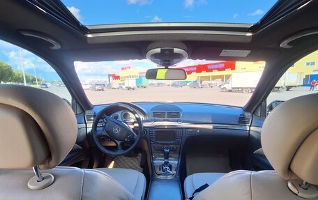 Mercedes-Benz E-Класс, 2008 год, 900 000 рублей, 4 фотография