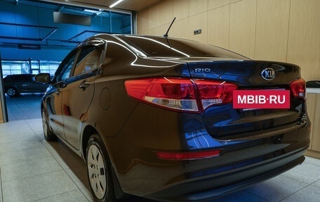 KIA Rio III рестайлинг, 2015 год, 1 049 000 рублей, 8 фотография