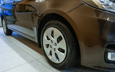 KIA Rio III рестайлинг, 2015 год, 1 049 000 рублей, 26 фотография