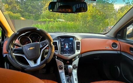 Chevrolet Cruze II, 2011 год, 545 000 рублей, 9 фотография