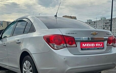 Chevrolet Cruze II, 2011 год, 545 000 рублей, 4 фотография
