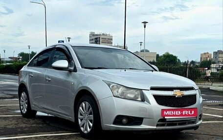 Chevrolet Cruze II, 2011 год, 545 000 рублей, 2 фотография